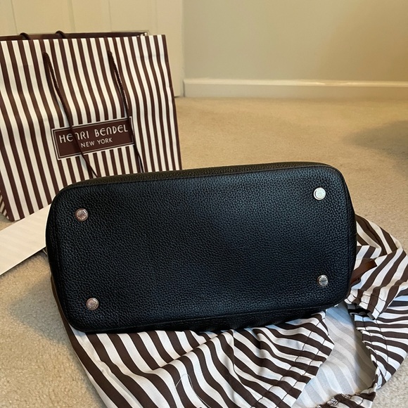 Henri Bendel Noho Laced Gusset Handbag - Picture 8 of 12